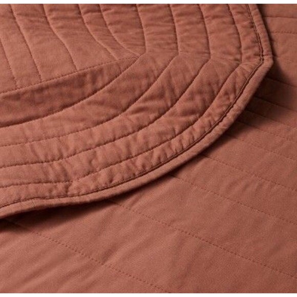 Twin/Twin XL Scalloped Edge Quilt – Light Terracotta – Brand New - Picture 2 of 7